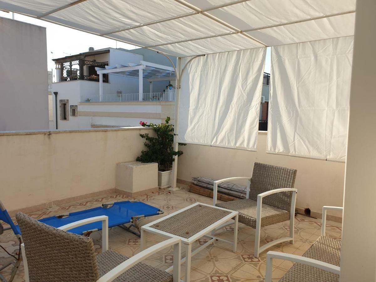 Вилла Il Terrazzino Del Mare Полиньяно-а-Маре Экстерьер фото